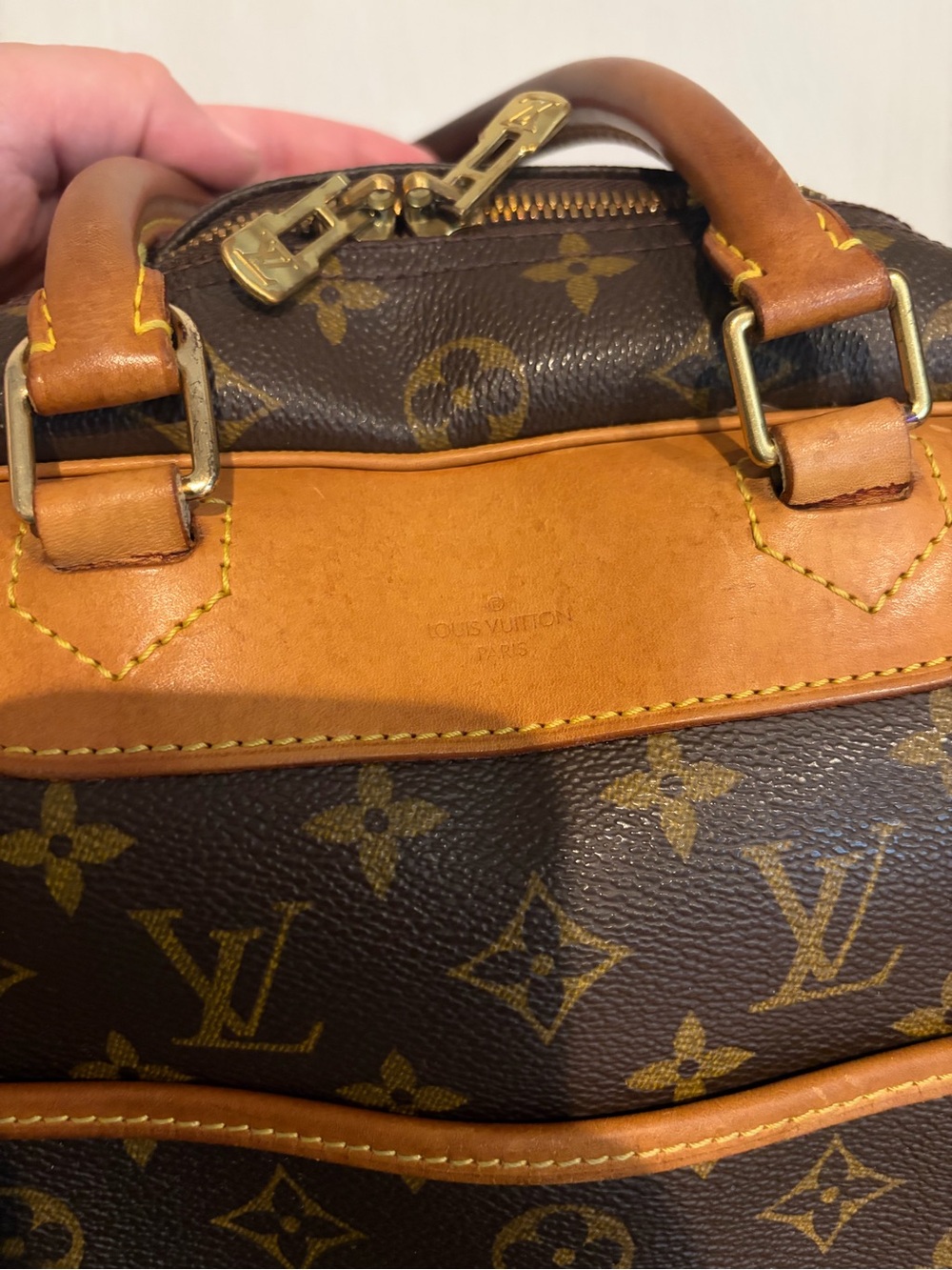 Louis Vuitton Deauville monogram canvas handbag - Picture 15 of 16